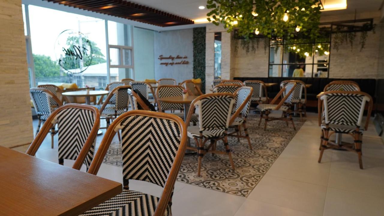 Hotel One Cebu Exterior photo